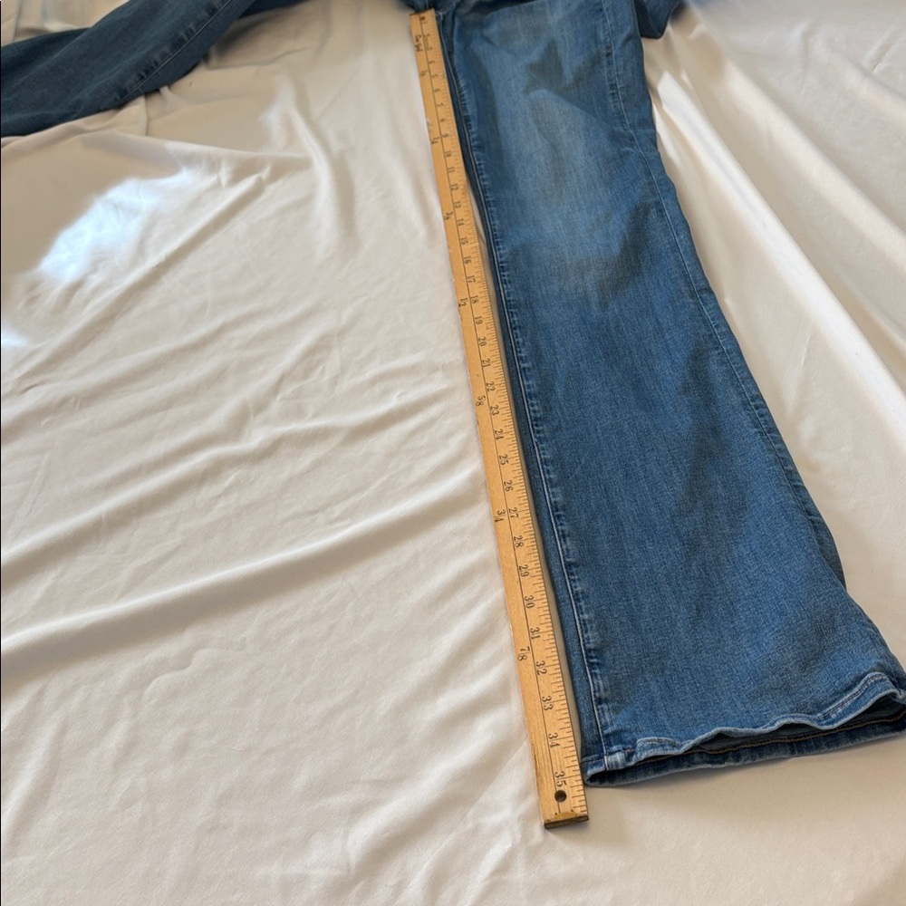 American Eagle Outfitters Kick Boot Jeans - Size 8 X-Long - Picture 9 of 10